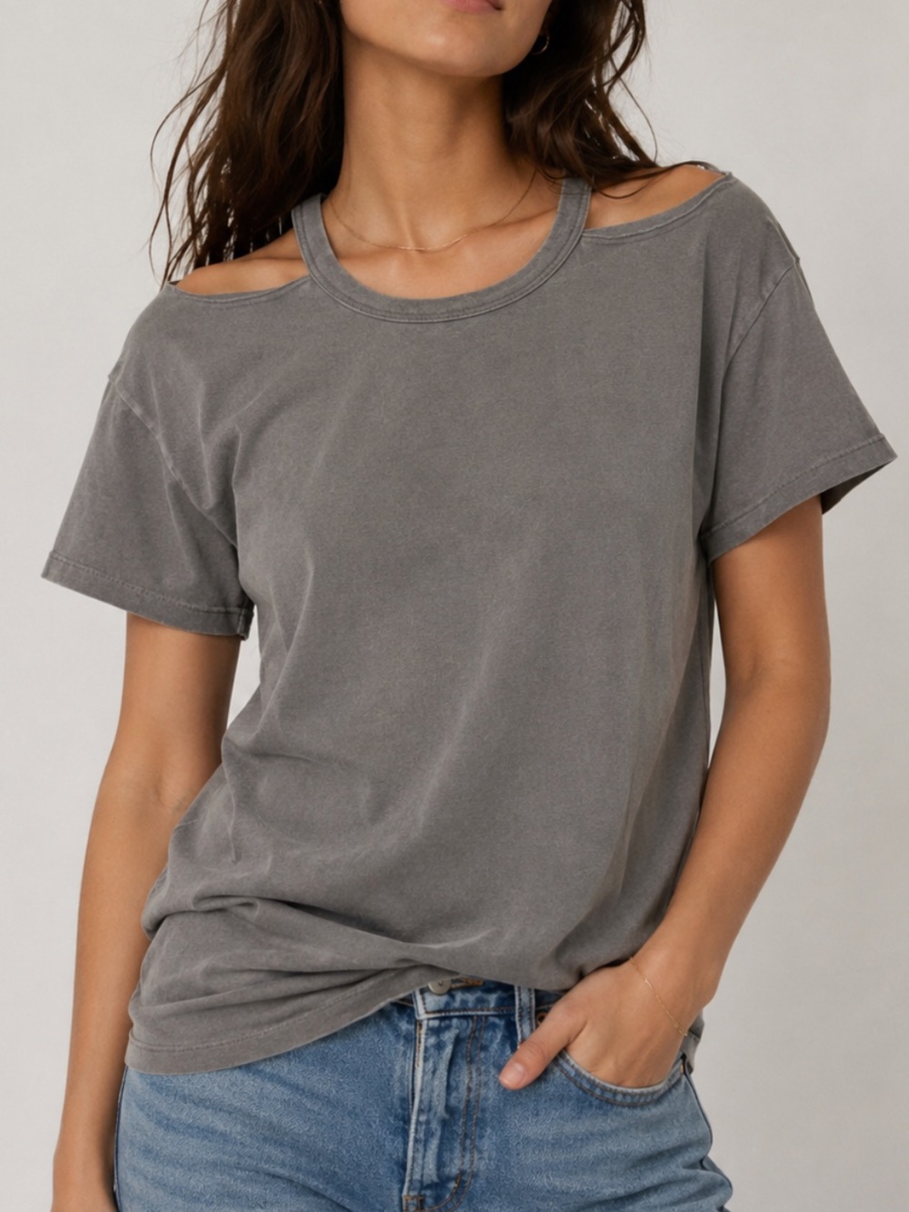 Anthropologie T.La Gray‎ 100% Cotton Distressed Cold-Shoulder Cutout t-shirt (M)